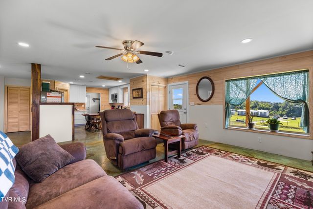 1945 Brown Springs Road, Greeneville, TN 37743