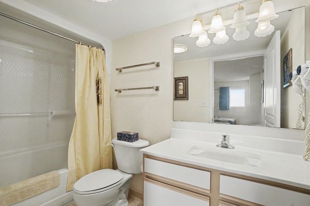 2711 S Ocean Blvd. PH15, North Myrtle Beach, SC 29582