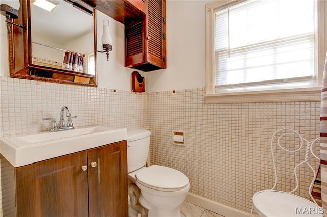 123 Bender Avenue, East Alton, IL 62024