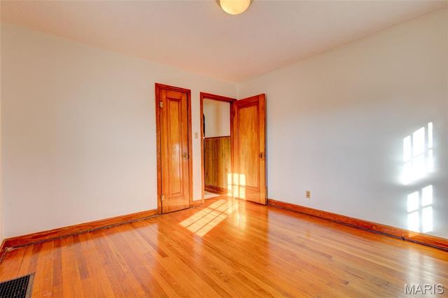 123 Bender Avenue, East Alton, IL 62024