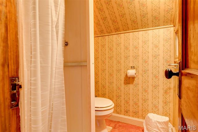 123 Bender Avenue, East Alton, IL 62024