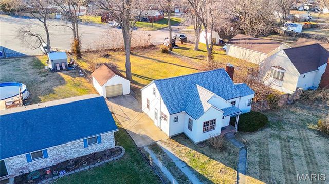 123 Bender Avenue, East Alton, IL 62024