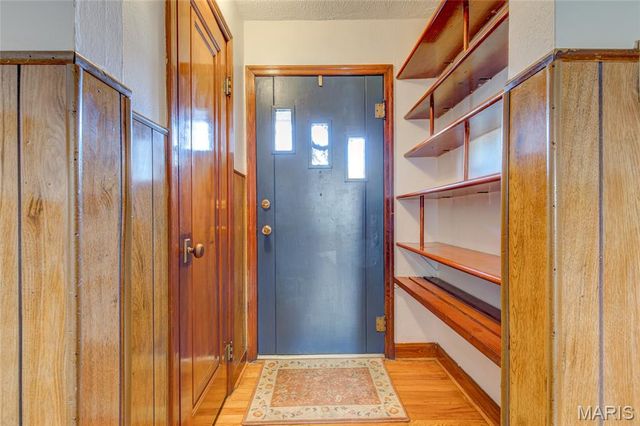 123 Bender Avenue, East Alton, IL 62024