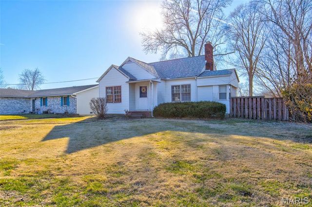 123 Bender Avenue, East Alton, IL 62024