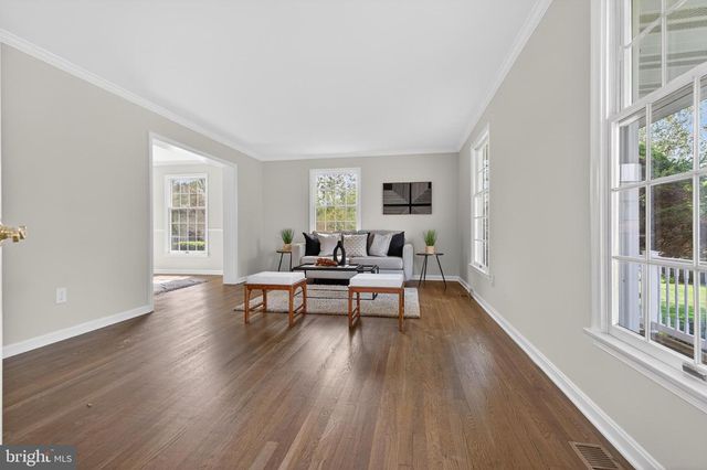 11 COUNTRY HILL CT, Kingsville, MD 21087