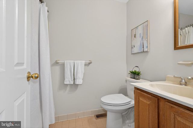 11 COUNTRY HILL CT, Kingsville, MD 21087