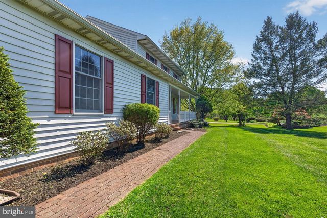 11 COUNTRY HILL CT, Kingsville, MD 21087