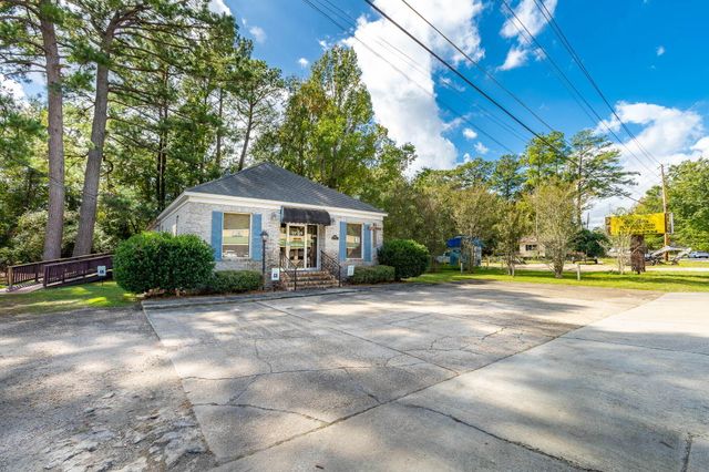 4400 W 4th St., Hattiesburg, MS 39402