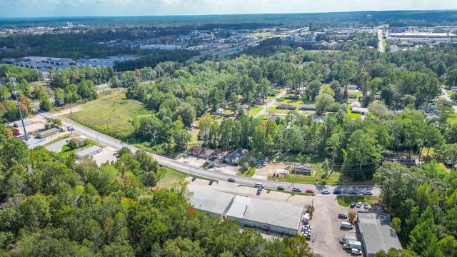 4400 W 4th St., Hattiesburg, MS 39402