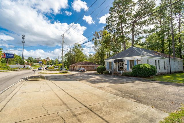 4400 W 4th St., Hattiesburg, MS 39402