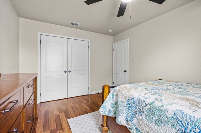 6995 Lovers lane, Corpus Christi, TX 78412