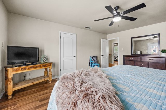 6995 Lovers lane, Corpus Christi, TX 78412