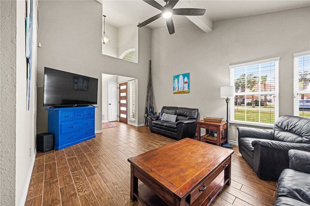 6995 Lovers lane, Corpus Christi, TX 78412