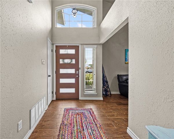 6995 Lovers lane, Corpus Christi, TX 78412