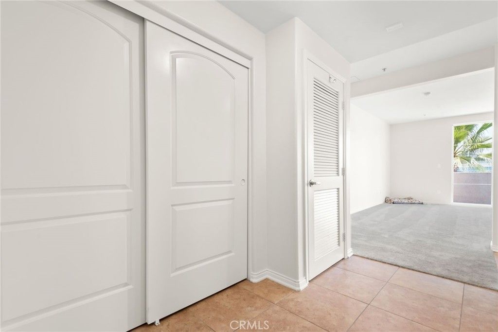 Image 13 of property listing at 360 W Avenue 26, Los Angeles, CA 90031