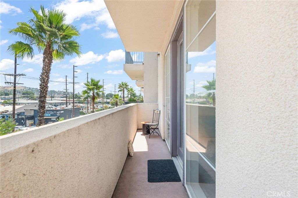 Image 17 of property listing at 360 W Avenue 26, Los Angeles, CA 90031