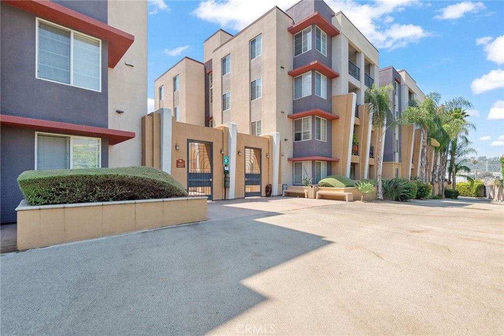 Image 25 of property listing at 360 W Avenue 26, Los Angeles, CA 90031