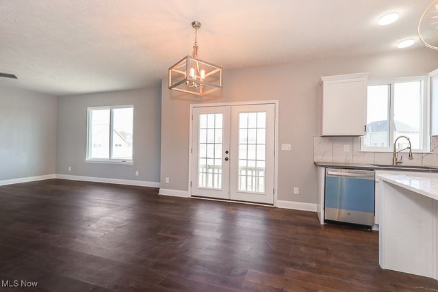 548 William Street, Lagrange, OH 44050