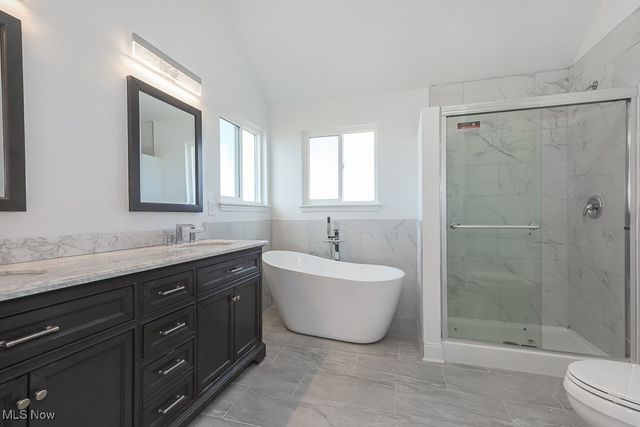 548 William Street, Lagrange, OH 44050