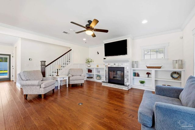 1613 E Fisher St, Pensacola, FL 32503