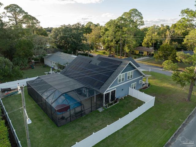 1613 E Fisher St, Pensacola, FL 32503