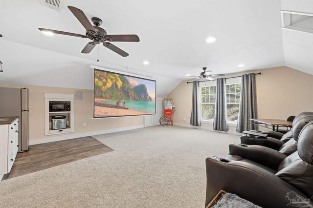 1613 E Fisher St, Pensacola, FL 32503