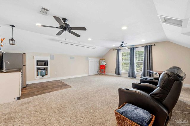 1613 E Fisher St, Pensacola, FL 32503