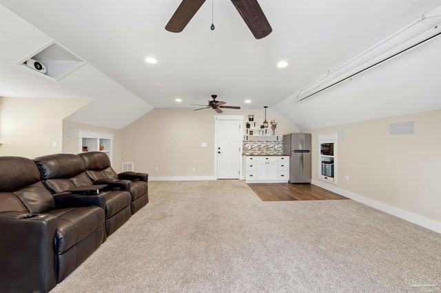 1613 E Fisher St, Pensacola, FL 32503