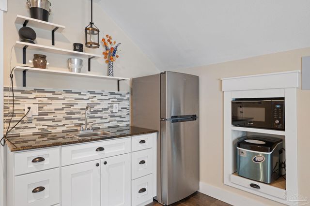 1613 E Fisher St, Pensacola, FL 32503