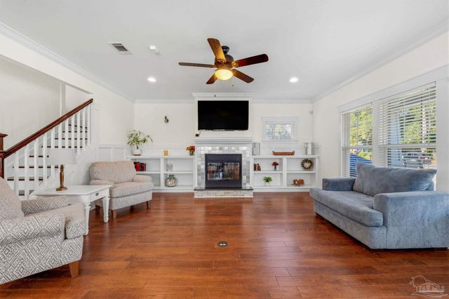 1613 E Fisher St, Pensacola, FL 32503