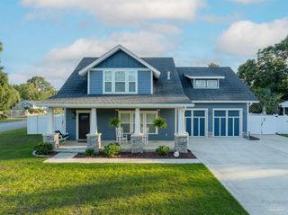 1613 E Fisher St, Pensacola, FL 32503