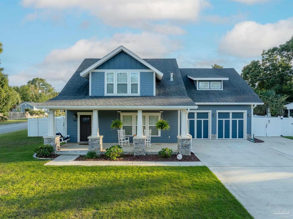 1613 E Fisher St, Pensacola, FL 32503