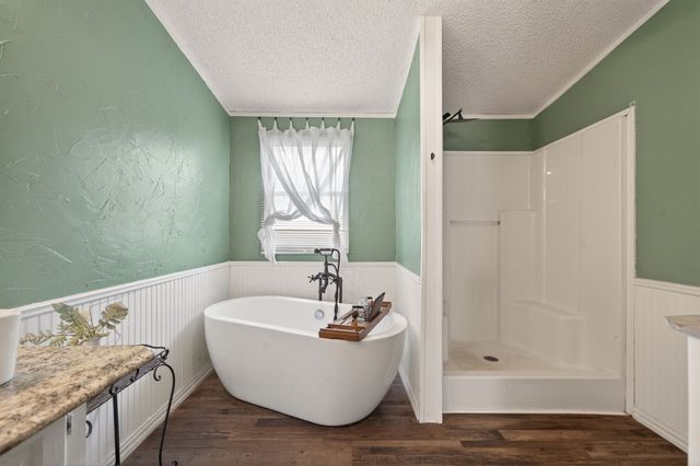 109 Wallace Street, Lone Oak, TX 75453