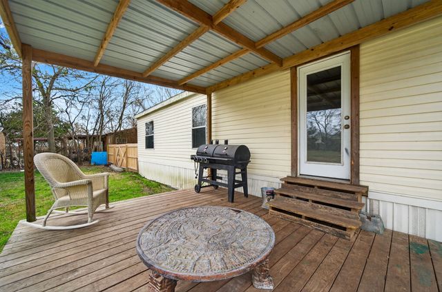 109 Wallace Street, Lone Oak, TX 75453