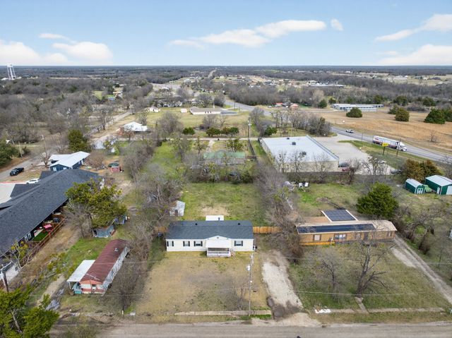 109 Wallace Street, Lone Oak, TX 75453