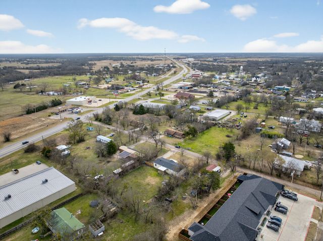 109 Wallace Street, Lone Oak, TX 75453