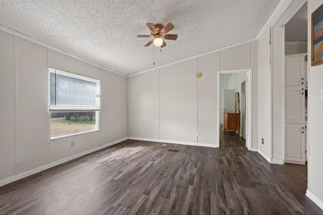 109 Wallace Street, Lone Oak, TX 75453