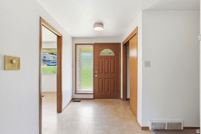 3016 S DAVIS BLVD, Bountiful, UT 84010