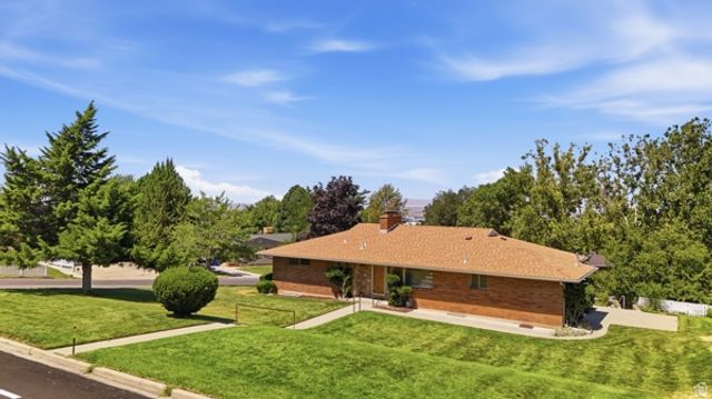3016 S DAVIS BLVD, Bountiful, UT 84010