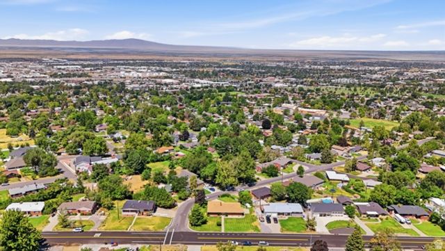 3016 S DAVIS BLVD, Bountiful, UT 84010