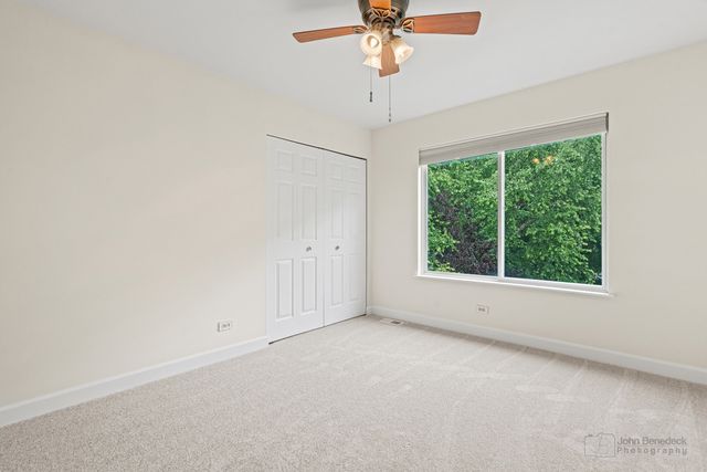 1109 Ravinia Drive, Gurnee, IL 60031