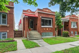 2515 Highland Avenue, Berwyn, IL 60402