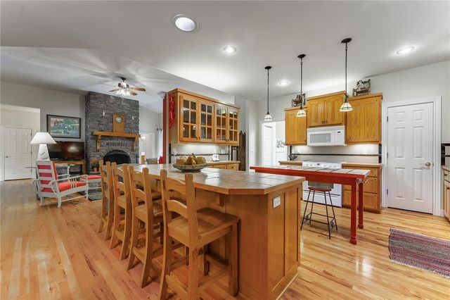 47 Rath Drive, Bella Vista, AR 72715