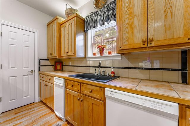 47 Rath Drive, Bella Vista, AR 72715