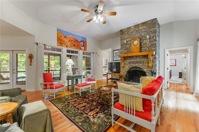 47 Rath Drive, Bella Vista, AR 72715