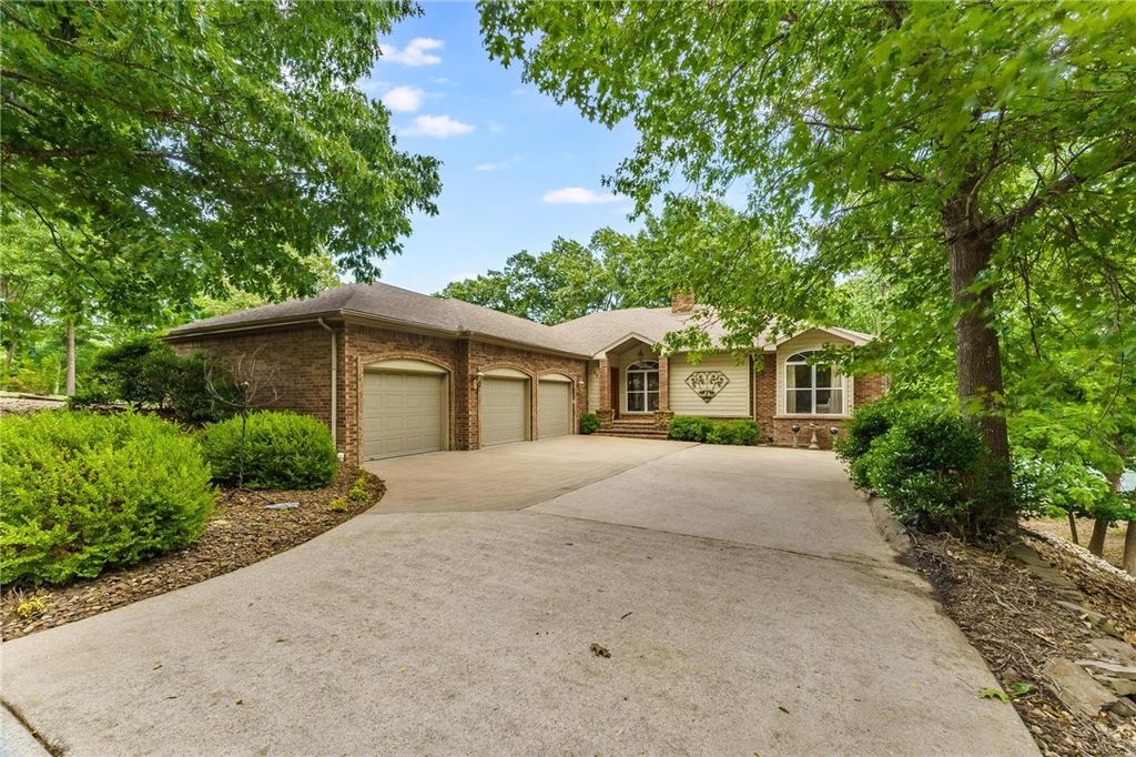 47 Rath Drive, Bella Vista, AR 72715