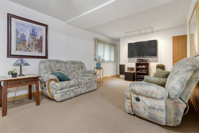 3313 Gustav Street, Franklin Park, IL 60131