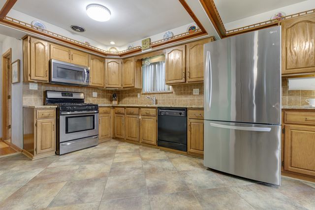 3313 Gustav Street, Franklin Park, IL 60131