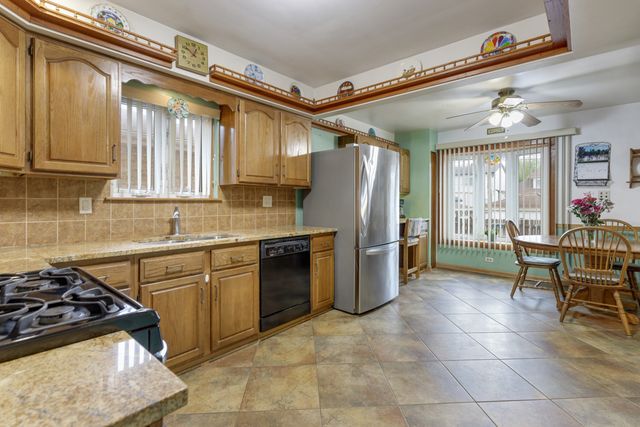 3313 Gustav Street, Franklin Park, IL 60131