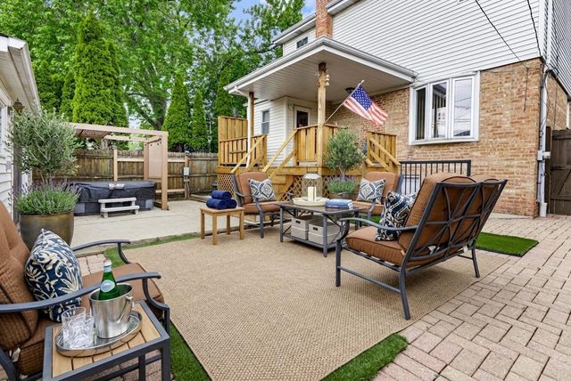 3313 Gustav Street, Franklin Park, IL 60131